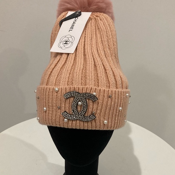 NEW CC Logo Embellished Pearls Peach Winter Beanie Knit Hat Faux Fur Pom main image 10